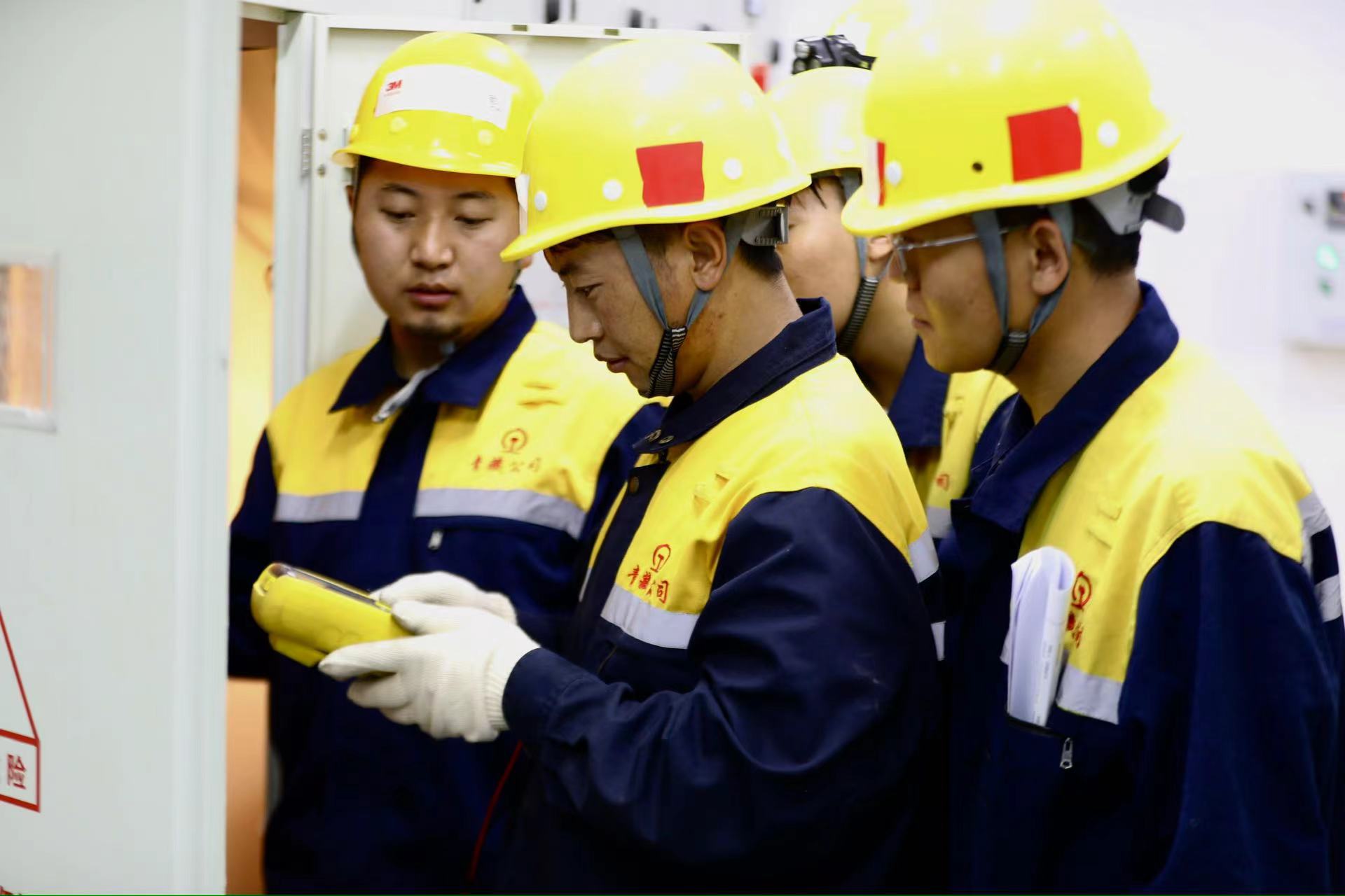 角子機:拉林鉄路這場集中脩“電力十足”!